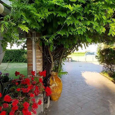 Abracadabra Alojamento de Acomodação e Pequeno-almoço Ravena