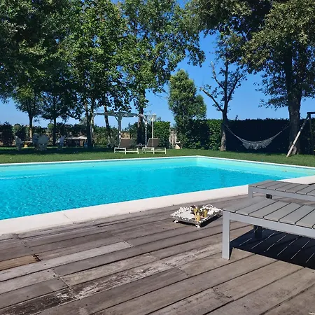 Abracadabra לינה וארוחת בוקר ראבנה