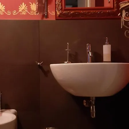 Abracadabra לינה וארוחת בוקר