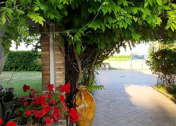 Abracadabra 住宿加早餐酒店 拉文纳